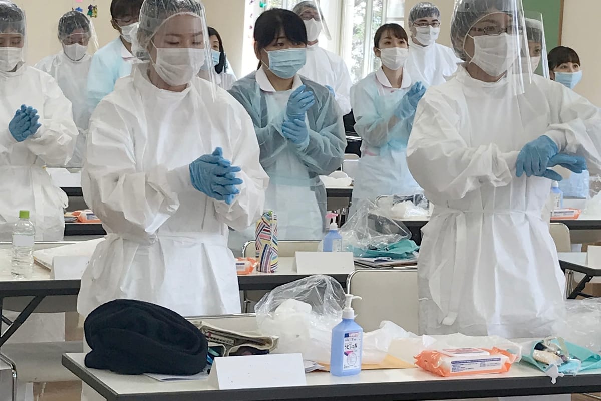 令和3年度新任職員研修（感染：PPEの着脱）